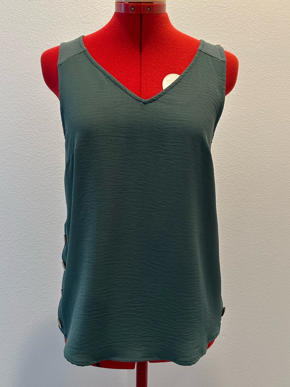 Fortune + Ivy - Sleeveless V-Neck Tank Top - Women's Size Extra Small